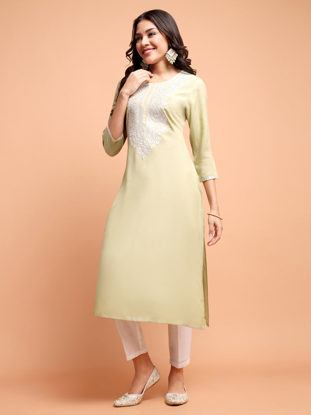 ALANKARI Ethnic Motifs Embroidered Chikankari Kurta