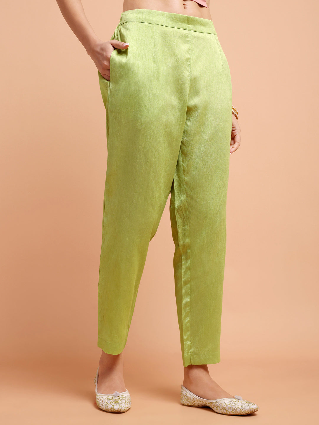 ALANKARI Ombre Straight Chanderi Cotton Kurta with Trousers